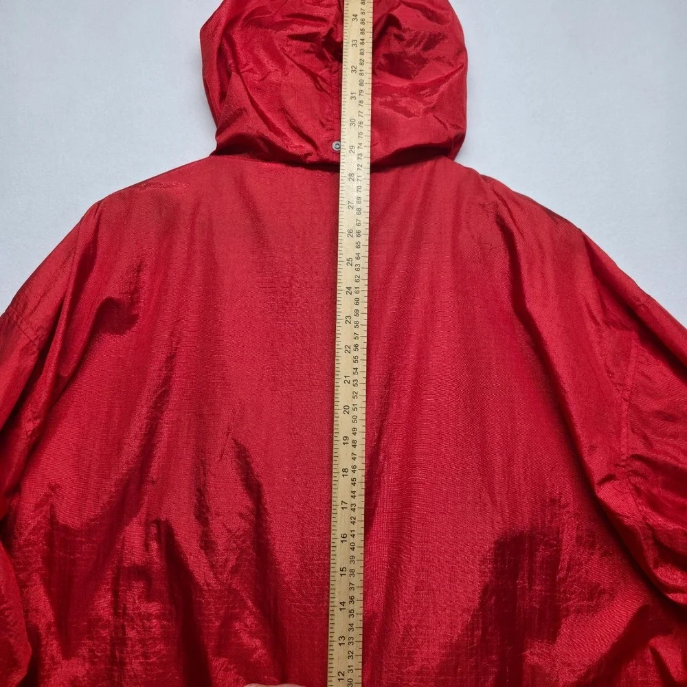 Vintage‎ Marlboro Unlimited Packable Hooded Windbreaker Size Medium